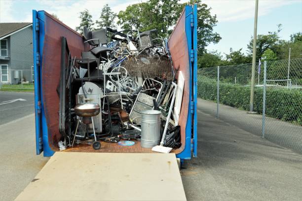 Best Hot Tub Removal  in Montpelier, IN